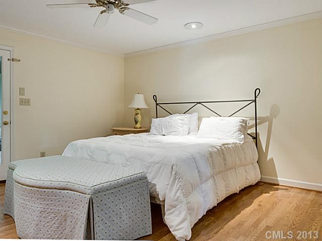 1407 Chadsford Place Charlotte NC 28211