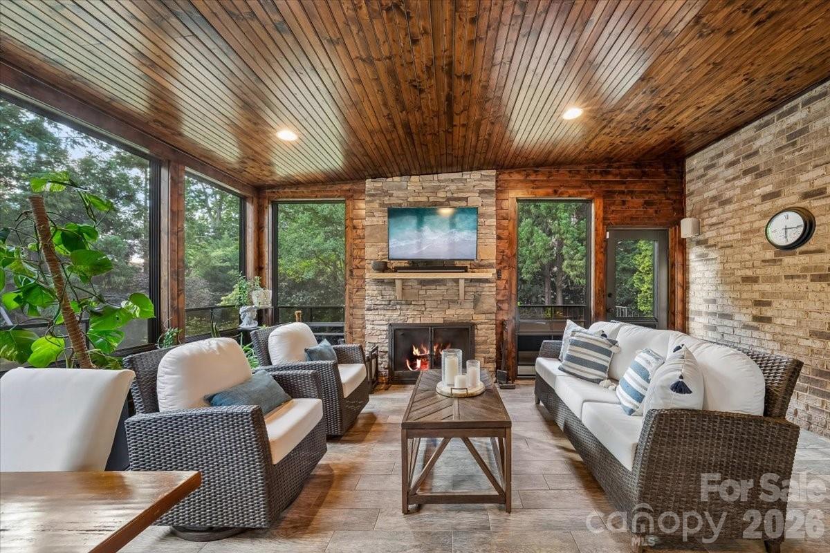 4001 Ainsdale Drive Matthews NC 28104