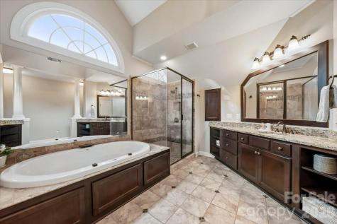 4001 Ainsdale Drive Matthews NC 28104