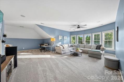4001 Ainsdale Drive Matthews NC 28104