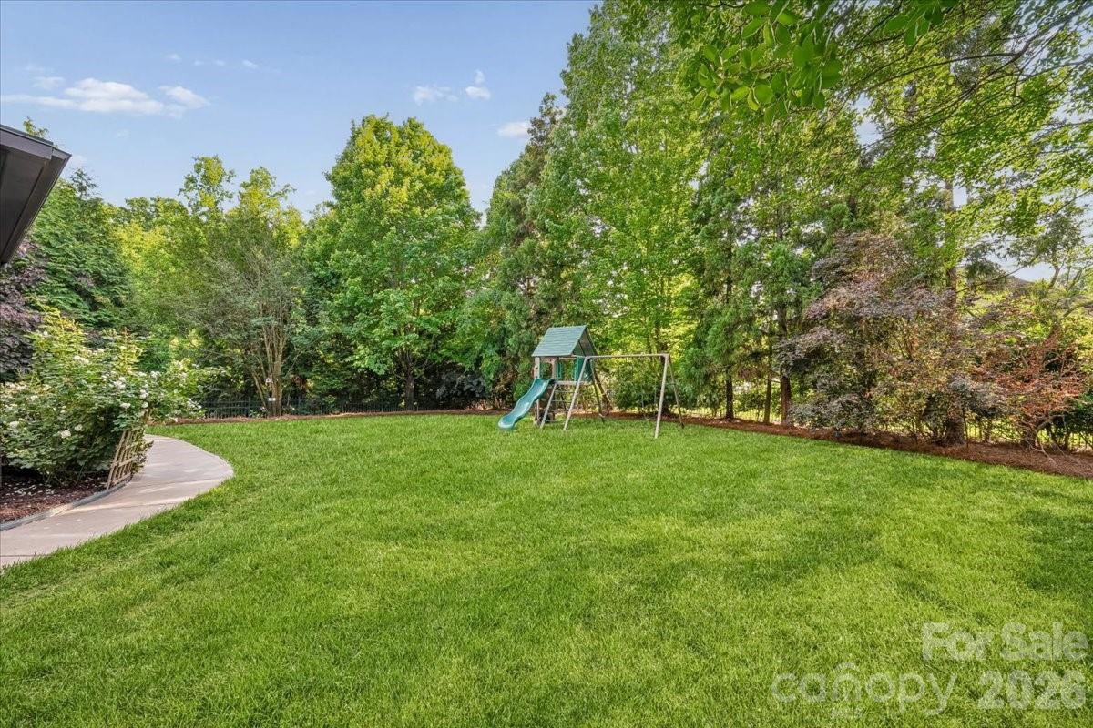 4001 Ainsdale Drive Matthews NC 28104