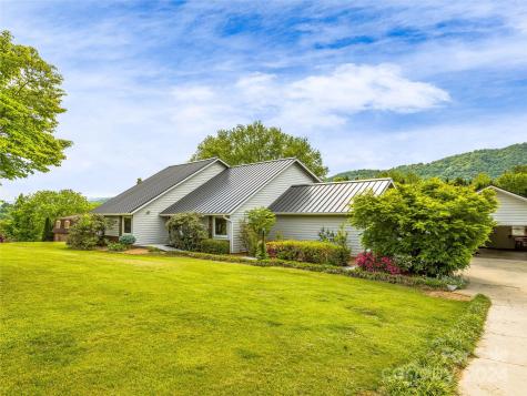 23 White Pine Circle Fletcher NC 28732
