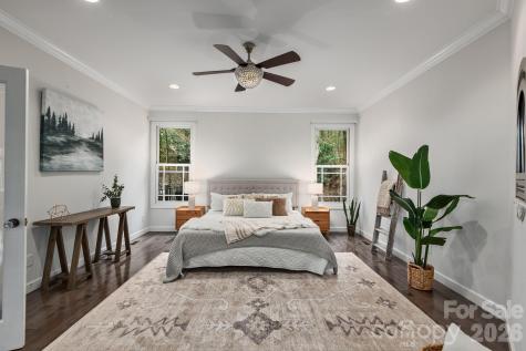 86 Oak Hollow Drive Asheville NC 28805