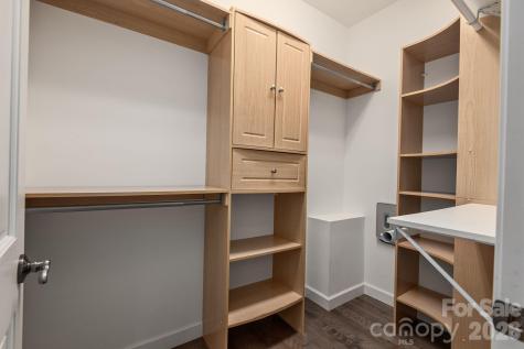 86 Oak Hollow Drive Asheville NC 28805