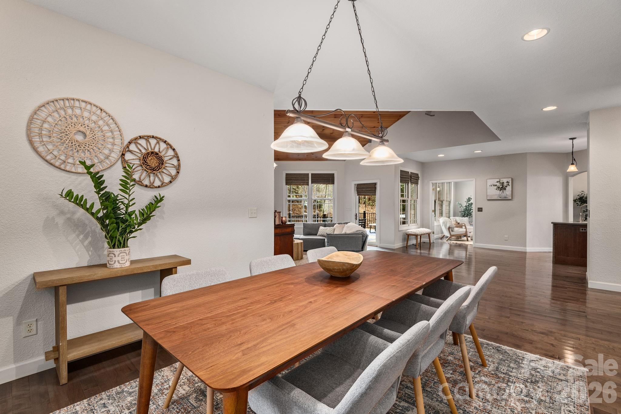 86 Oak Hollow Drive Asheville NC 28805