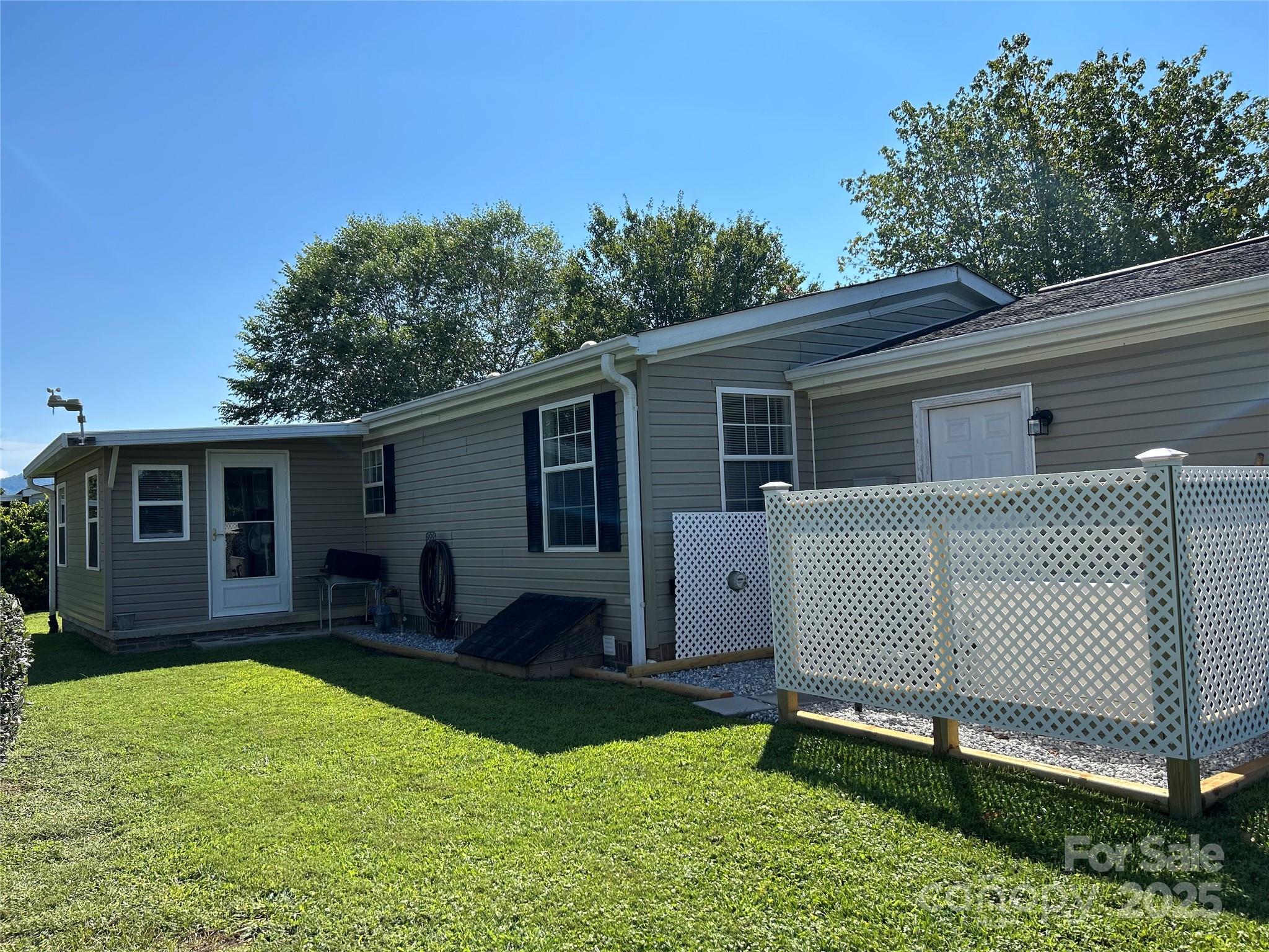 429 Riverwind Drive Hendersonville NC 28739