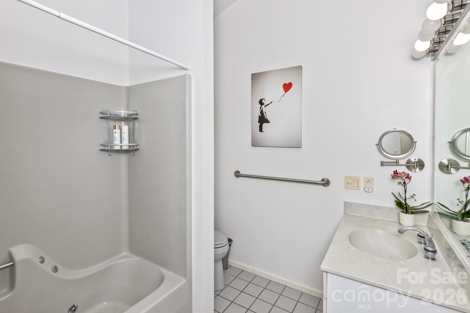 212 Chestnut Forest Road Fairview NC 28730