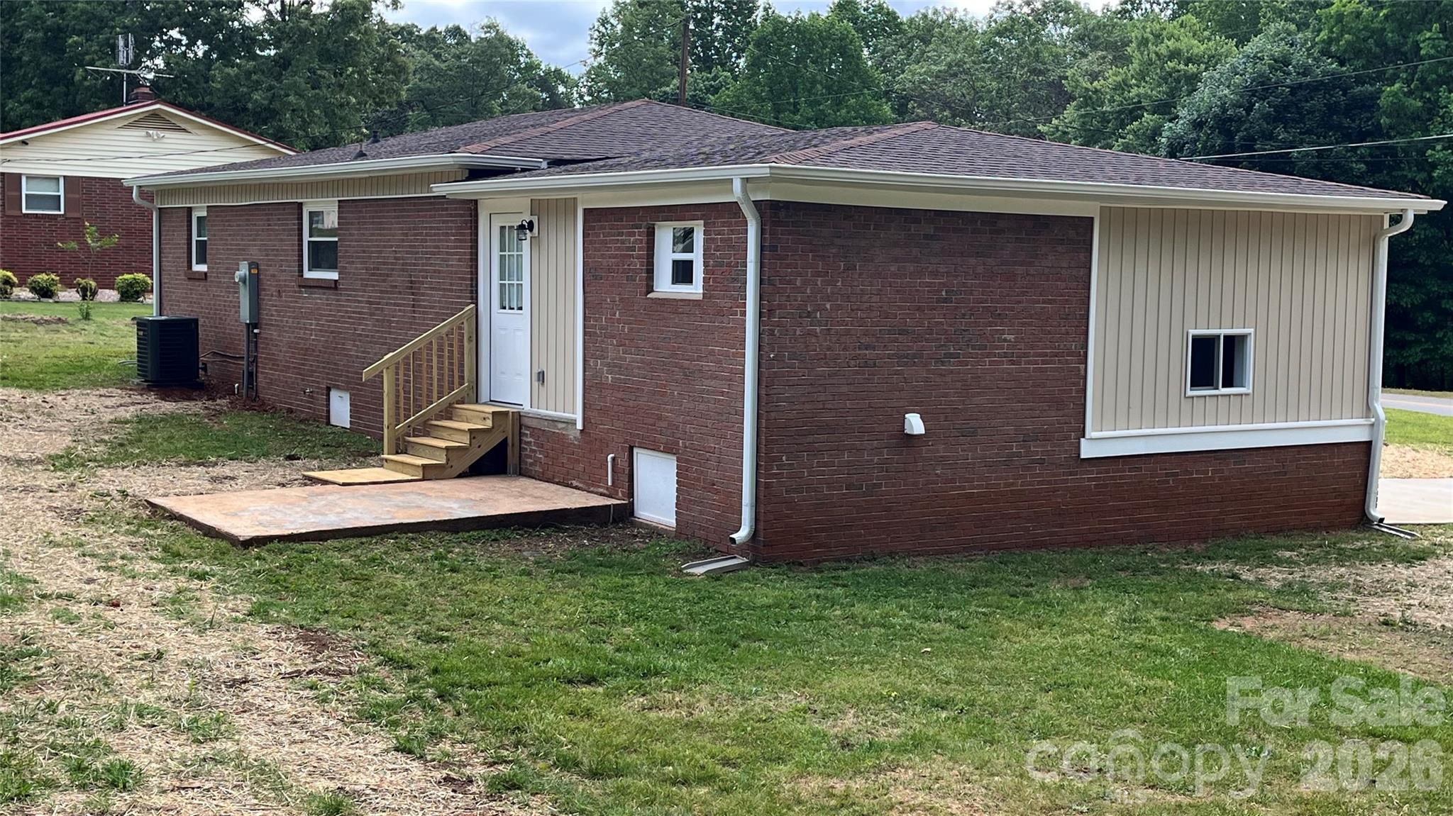 2470 Fire Department Street Newton NC 28658