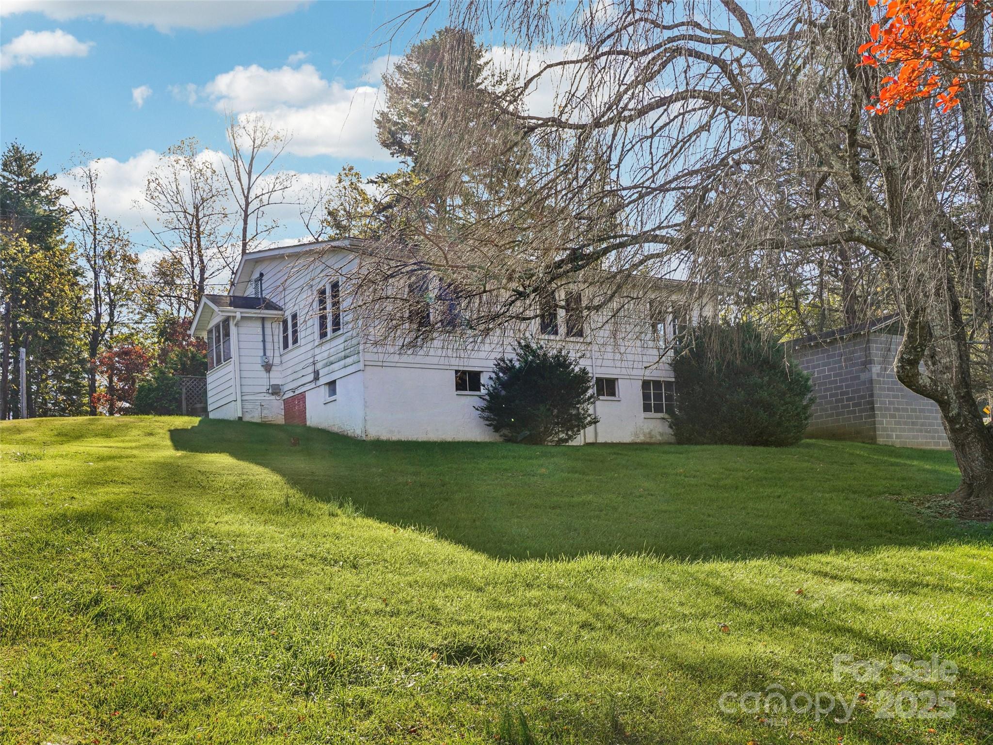 230 S Main Street Mars Hill NC 28754