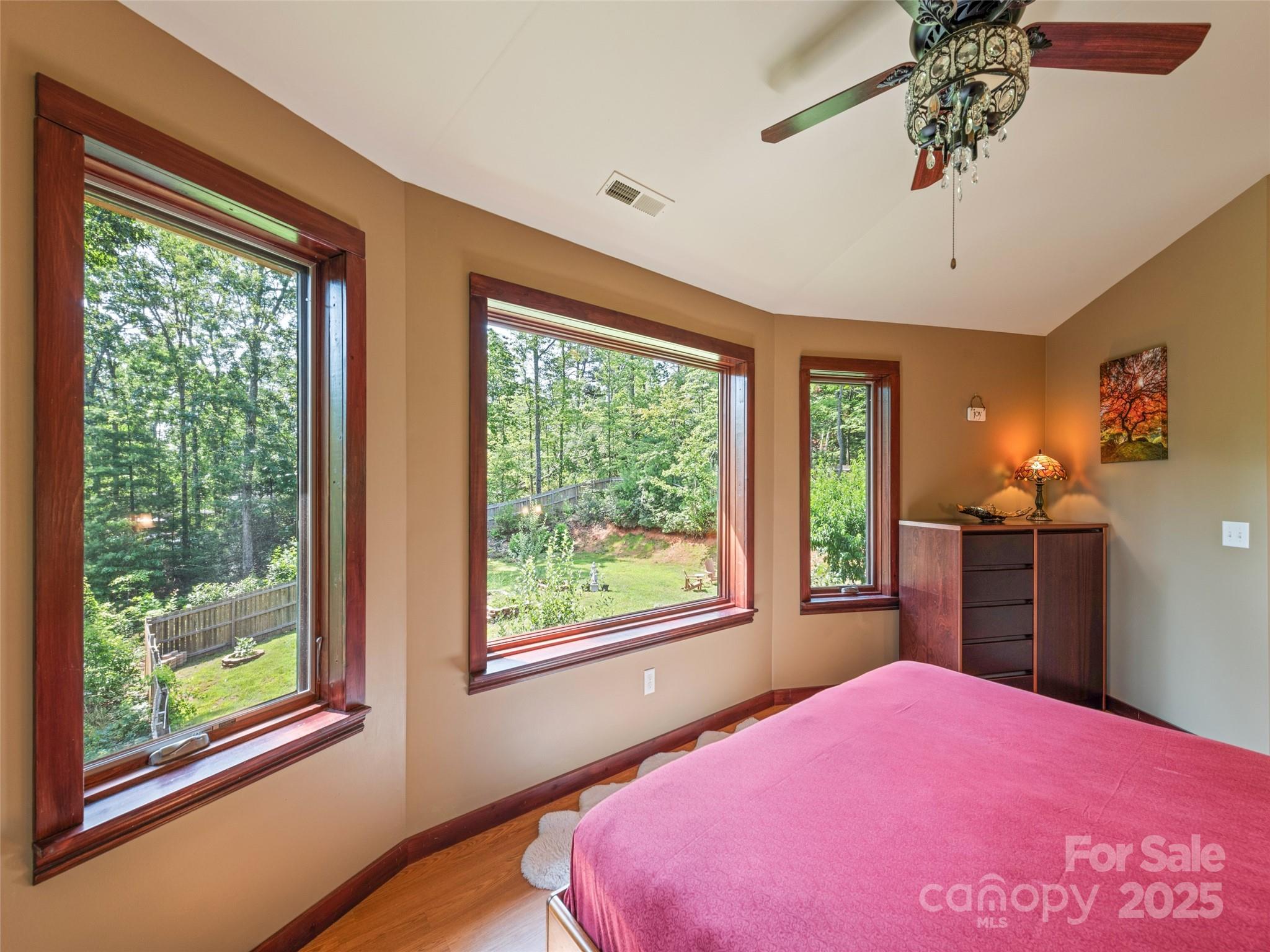 2675 Holbert Cove Road Saluda NC 28773