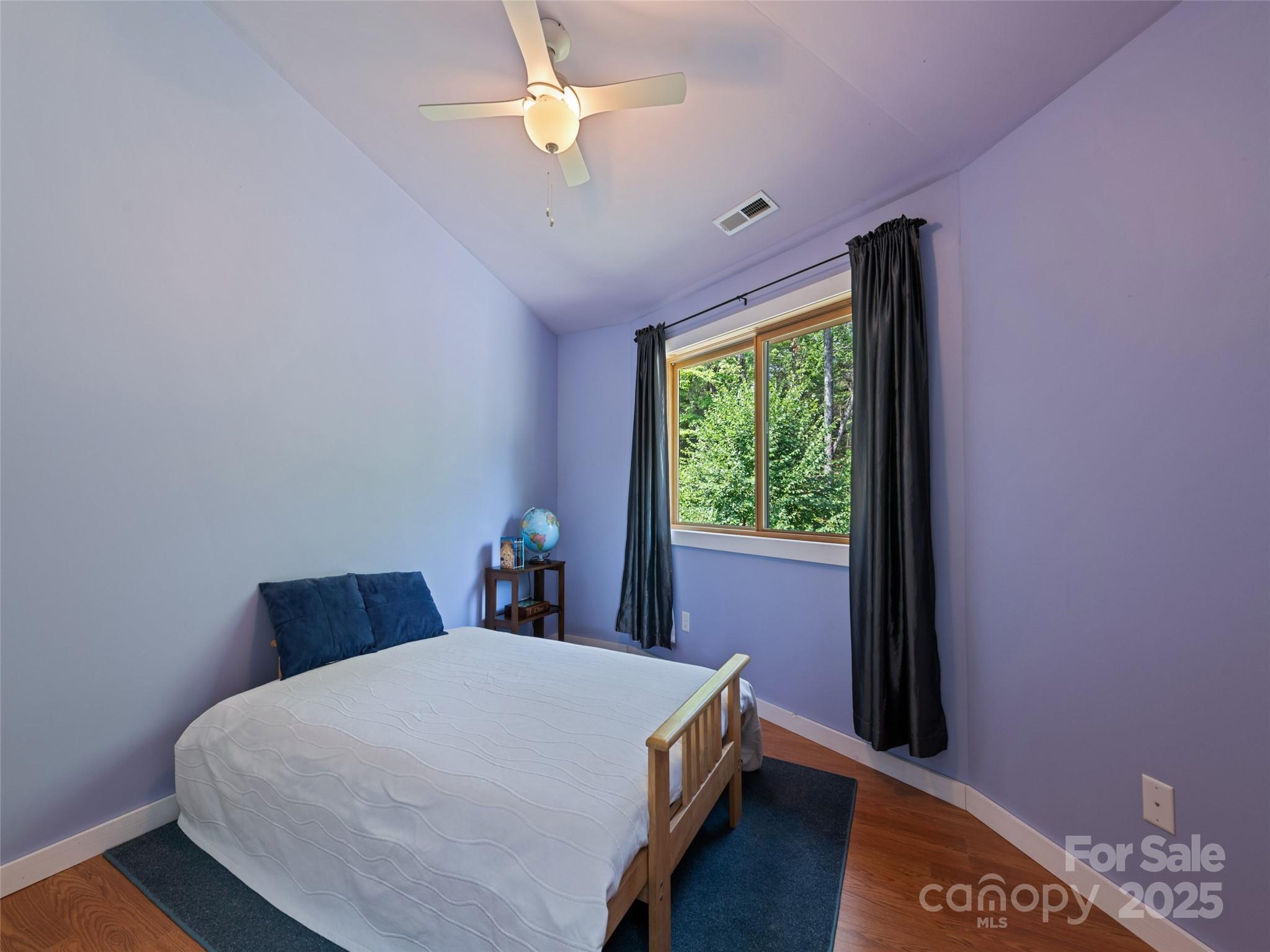 2675 Holbert Cove Road Saluda NC 28773