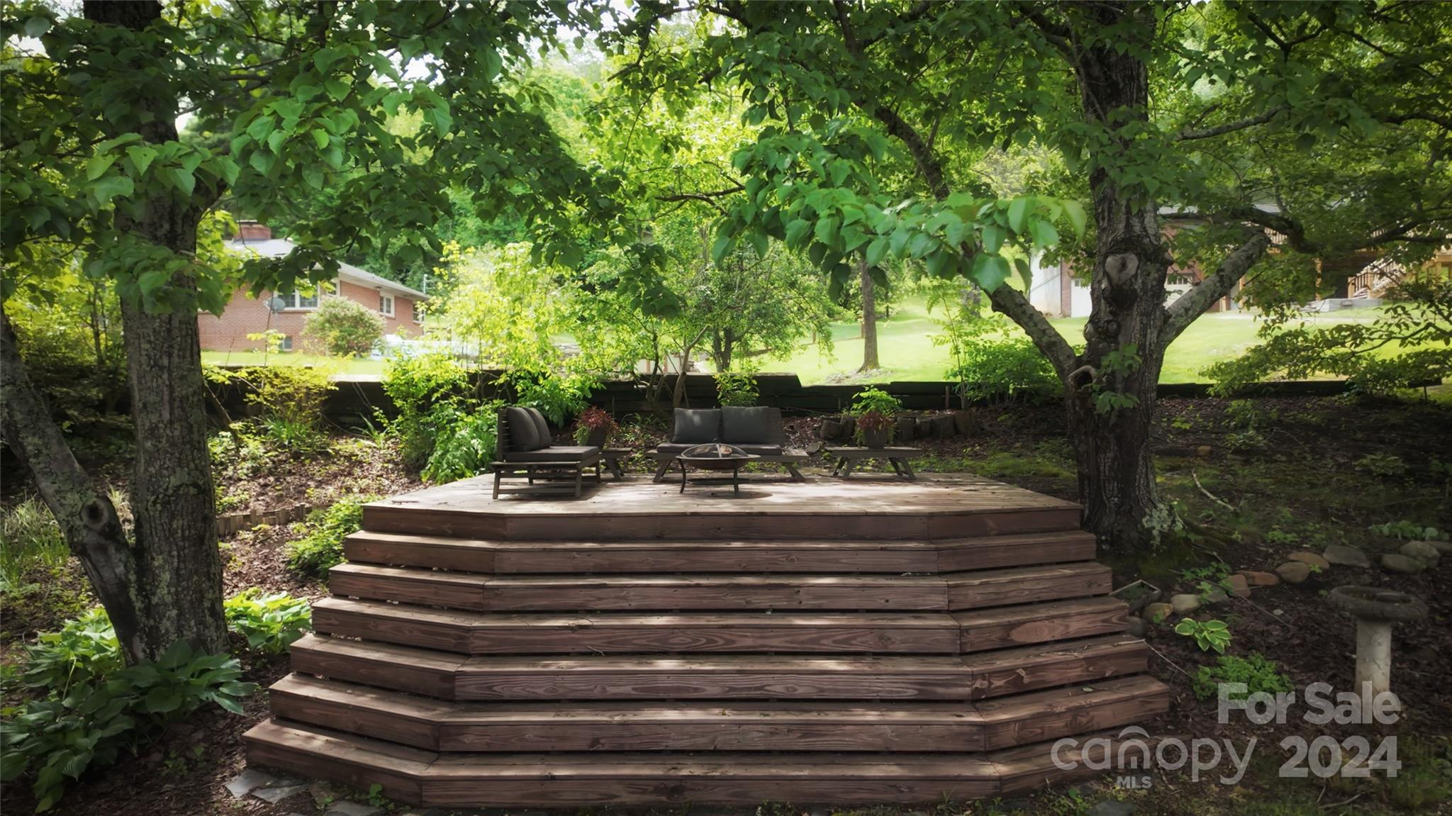 14 Mann Road Asheville NC 28805