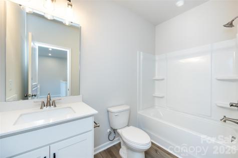 6005 Longar Lane Charlotte NC 28269