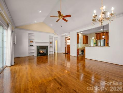 90 Dunroy Drive Hendersonville NC 28739