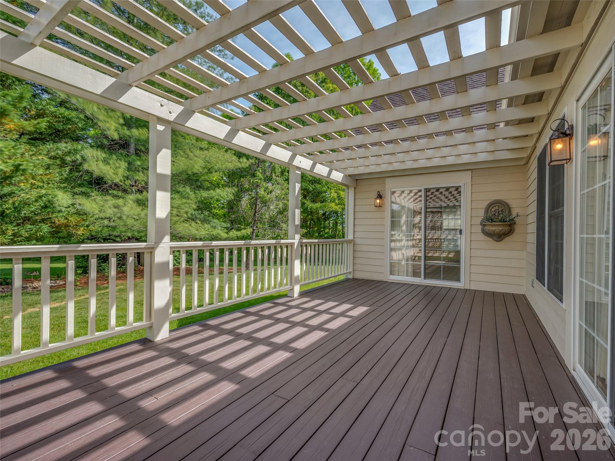 90 Dunroy Drive Hendersonville NC 28739