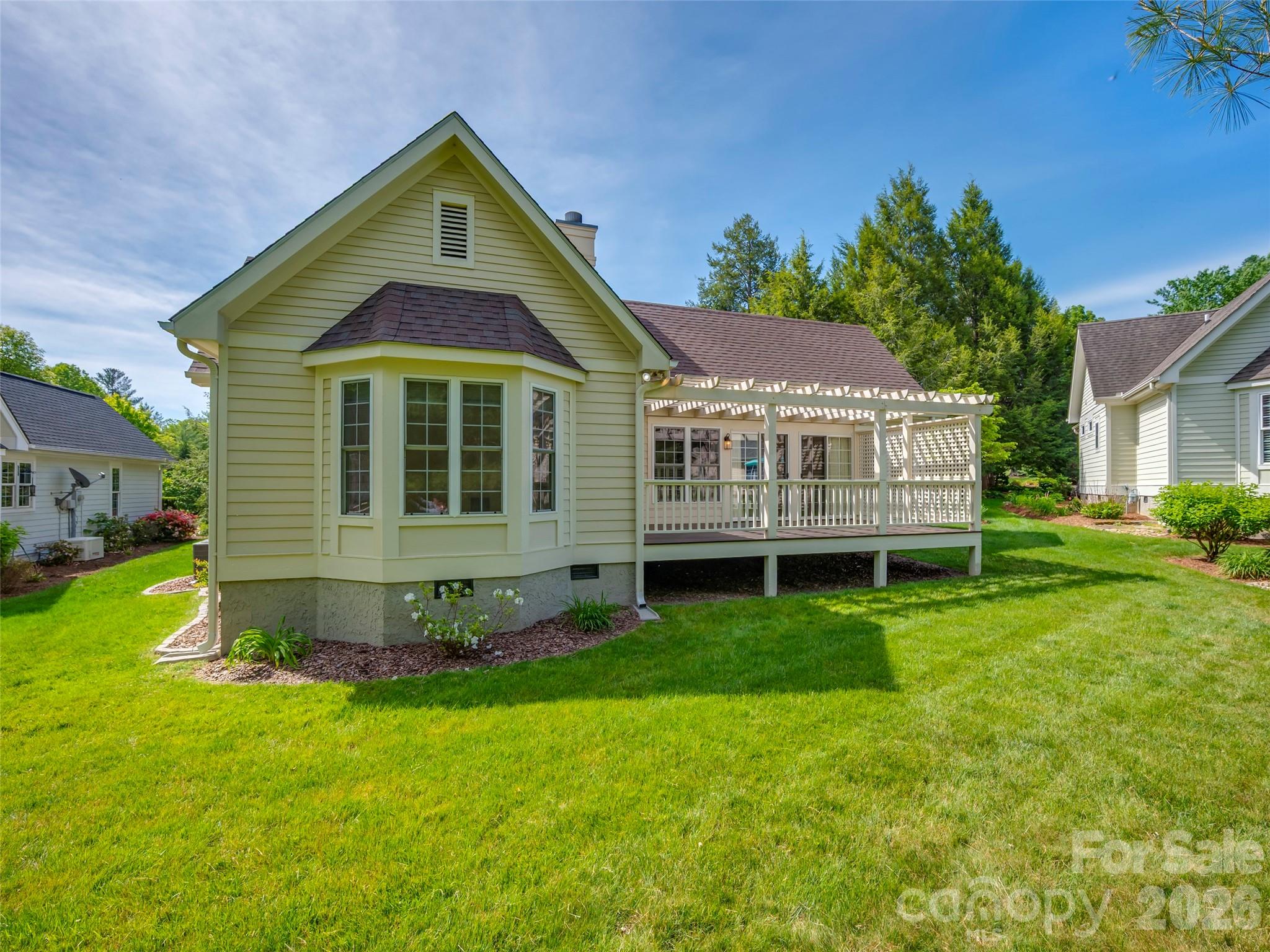 90 Dunroy Drive Hendersonville NC 28739