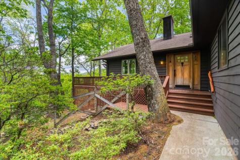 100 Gold Creek Crossing Black Mountain NC 28711
