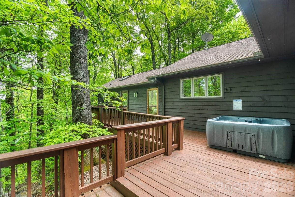 100 Gold Creek Crossing Black Mountain NC 28711