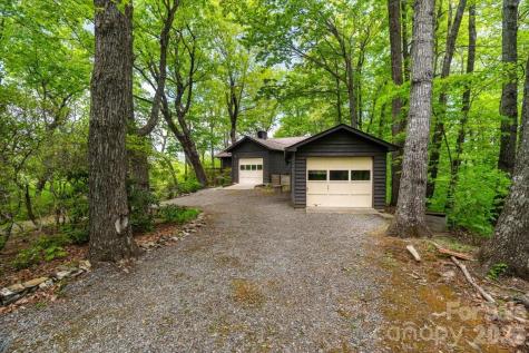 100 Gold Creek Crossing Black Mountain NC 28711