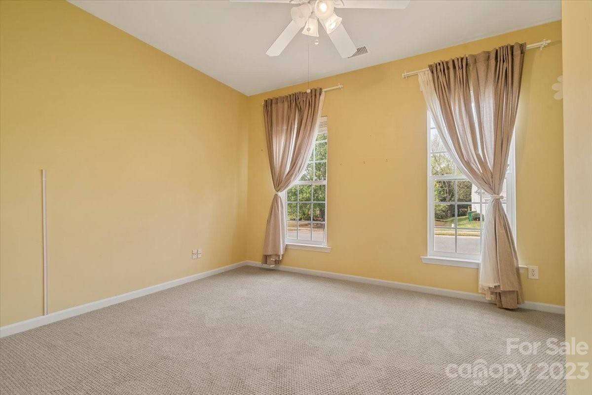 8707 Heron Glen Drive Charlotte NC 28269