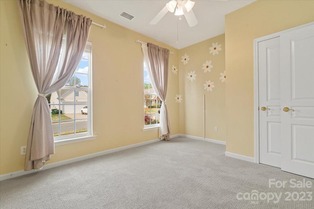 8707 Heron Glen Drive Charlotte NC 28269