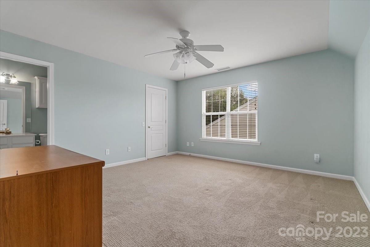 8707 Heron Glen Drive Charlotte NC 28269