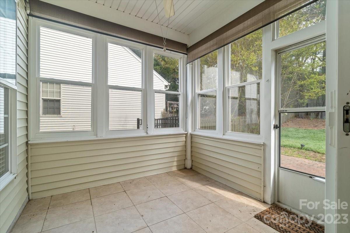 8707 Heron Glen Drive Charlotte NC 28269