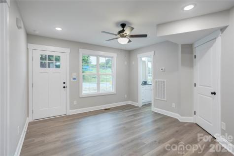 271 Stewart Street NW Concord NC 28027