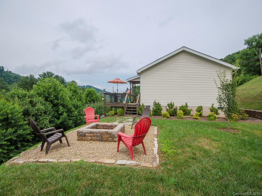 214 Rovingwood Drive Waynesville NC 28786