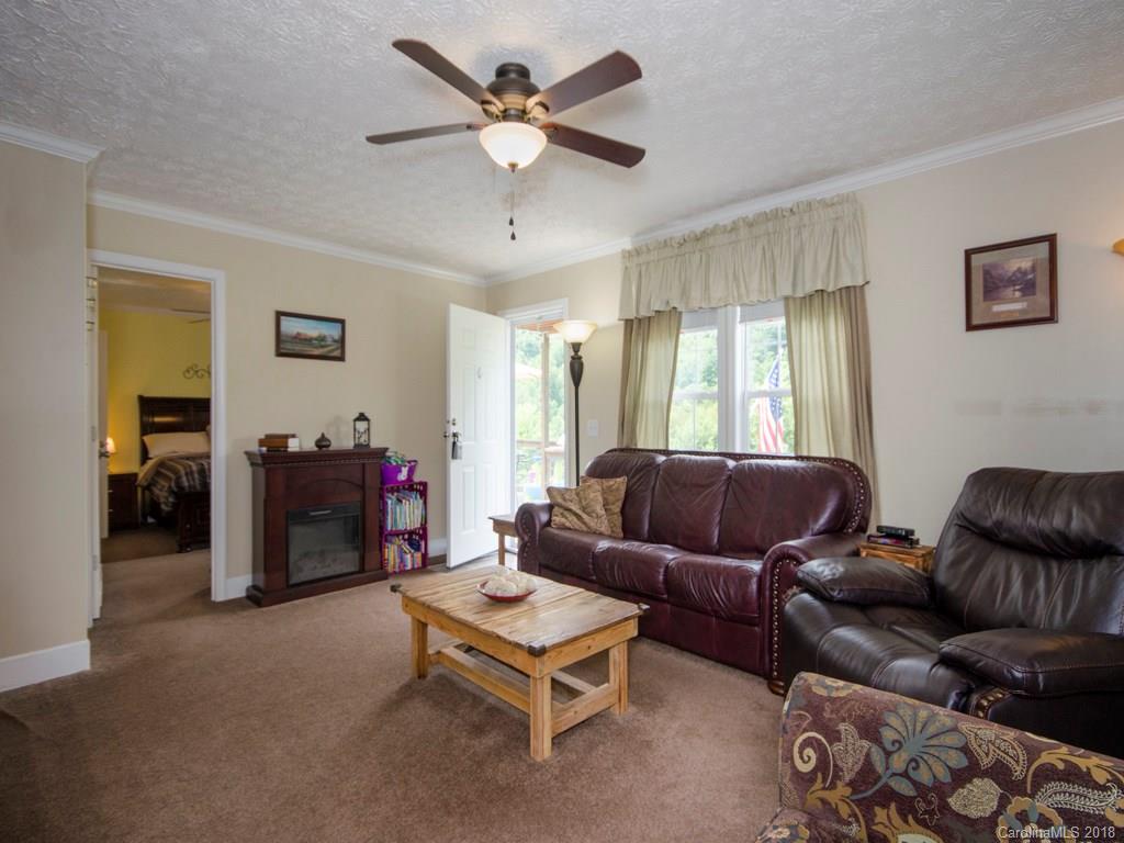 214 Rovingwood Drive Waynesville NC 28786