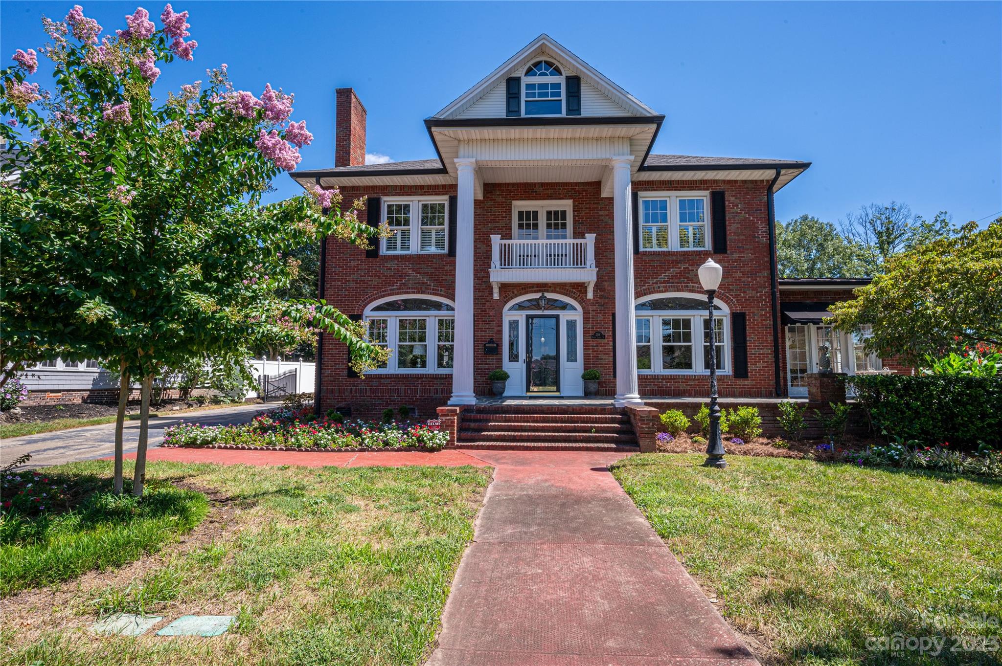 204 N Laurel Street Lincolnton NC 28092