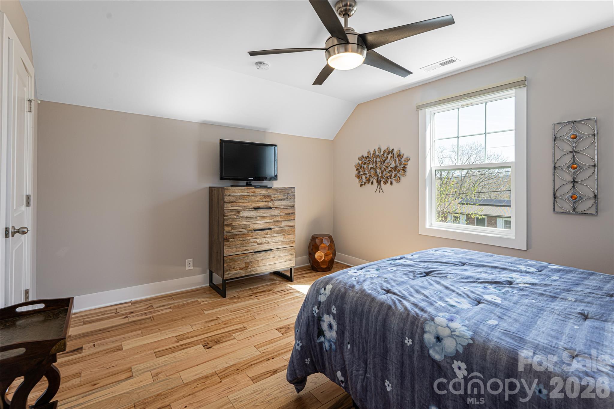 178 Courtland Place Asheville NC 28801