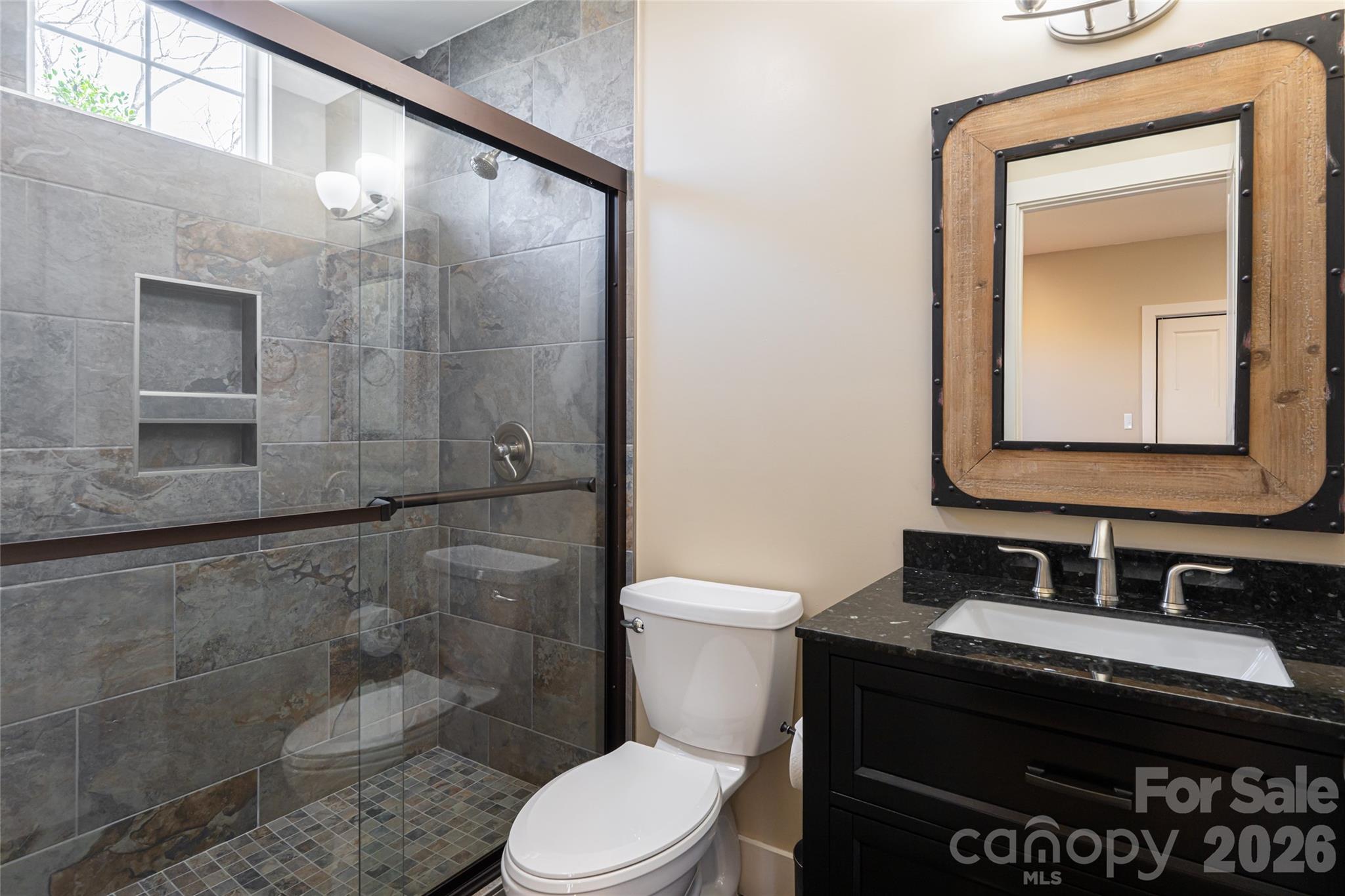 178 Courtland Place Asheville NC 28801
