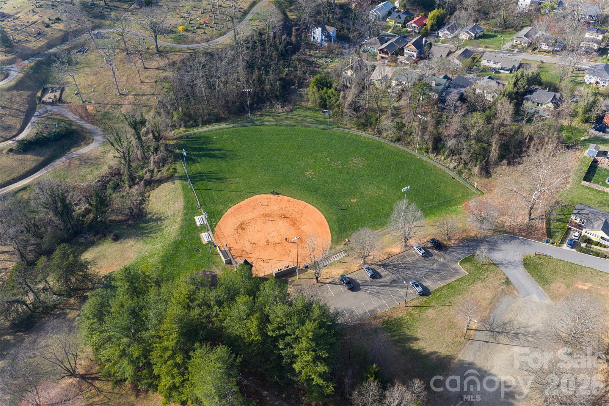 178 Courtland Place Asheville NC 28801