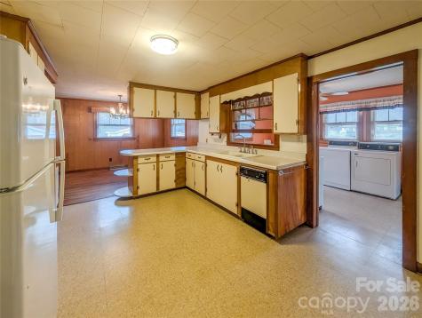 165 Cattail Creek Road Burnsville NC 28714
