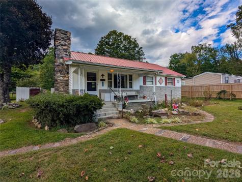 165 Cattail Creek Road Burnsville NC 28714