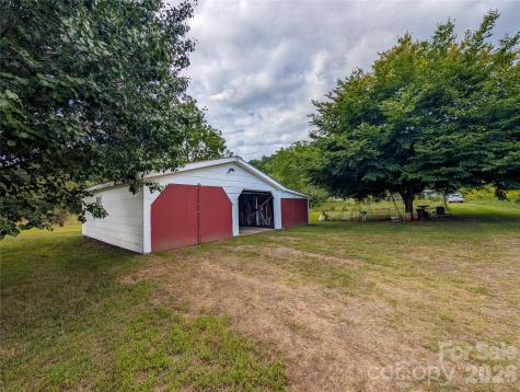 165 Cattail Creek Road Burnsville NC 28714