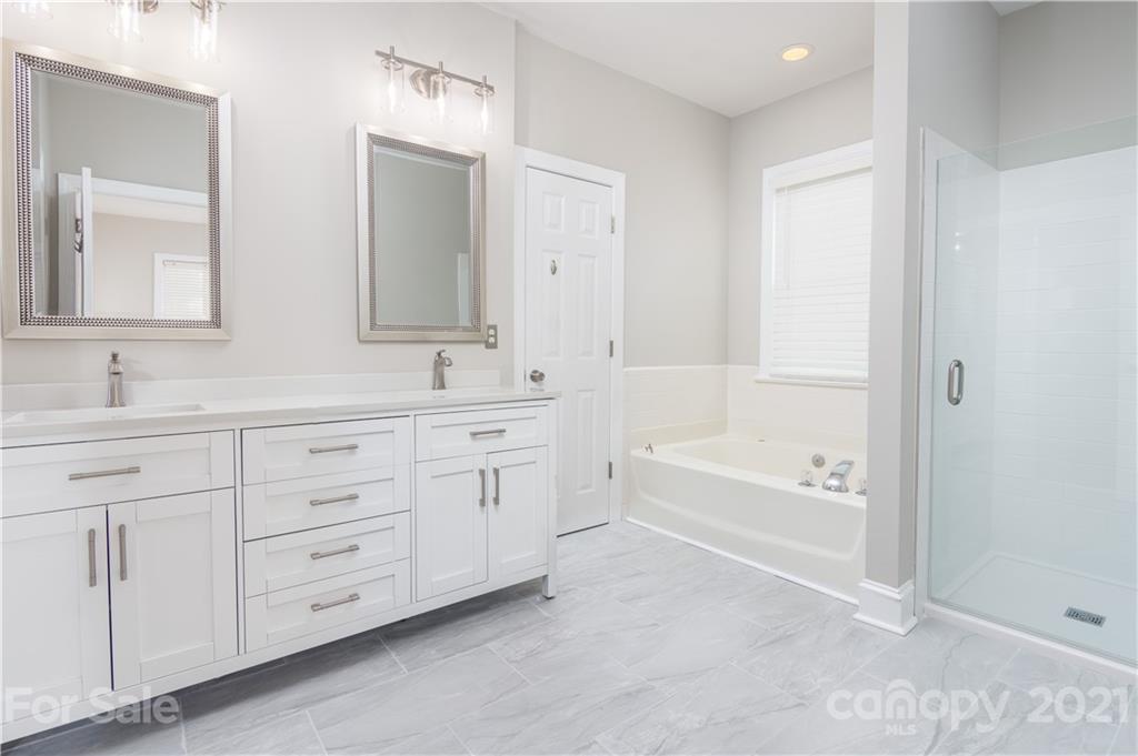 7710 Cashel Court Charlotte NC 28270