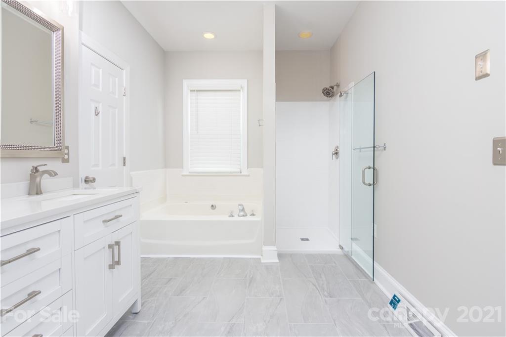 7710 Cashel Court Charlotte NC 28270