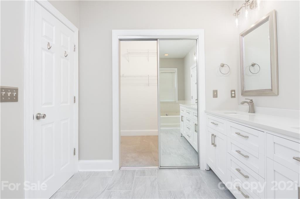 7710 Cashel Court Charlotte NC 28270