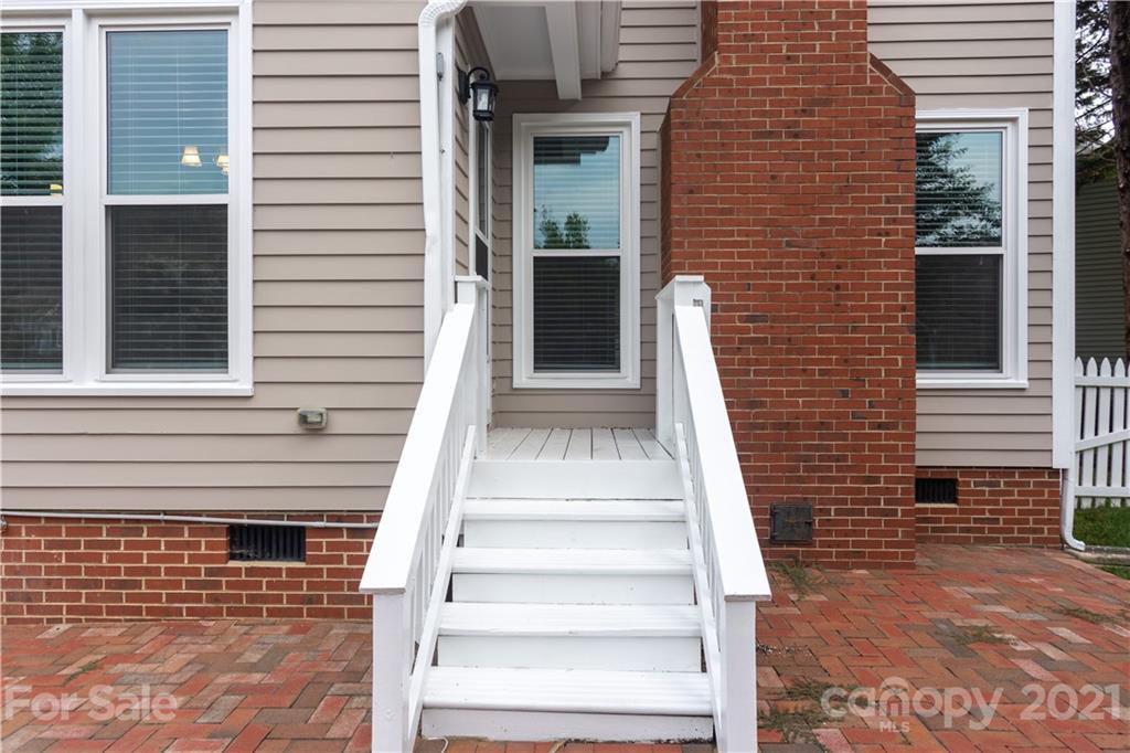 7710 Cashel Court Charlotte NC 28270
