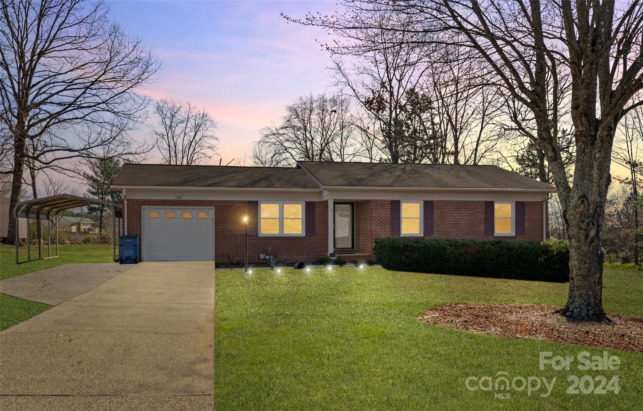 1258 Courtney Drive Hickory NC 28602