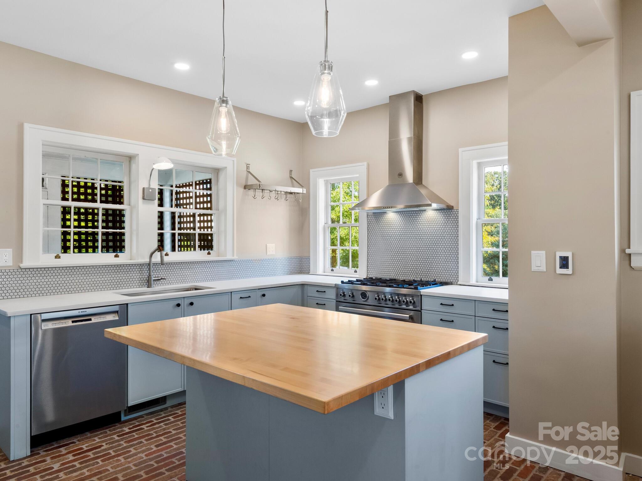 41 Malvern Walk Asheville NC 28806