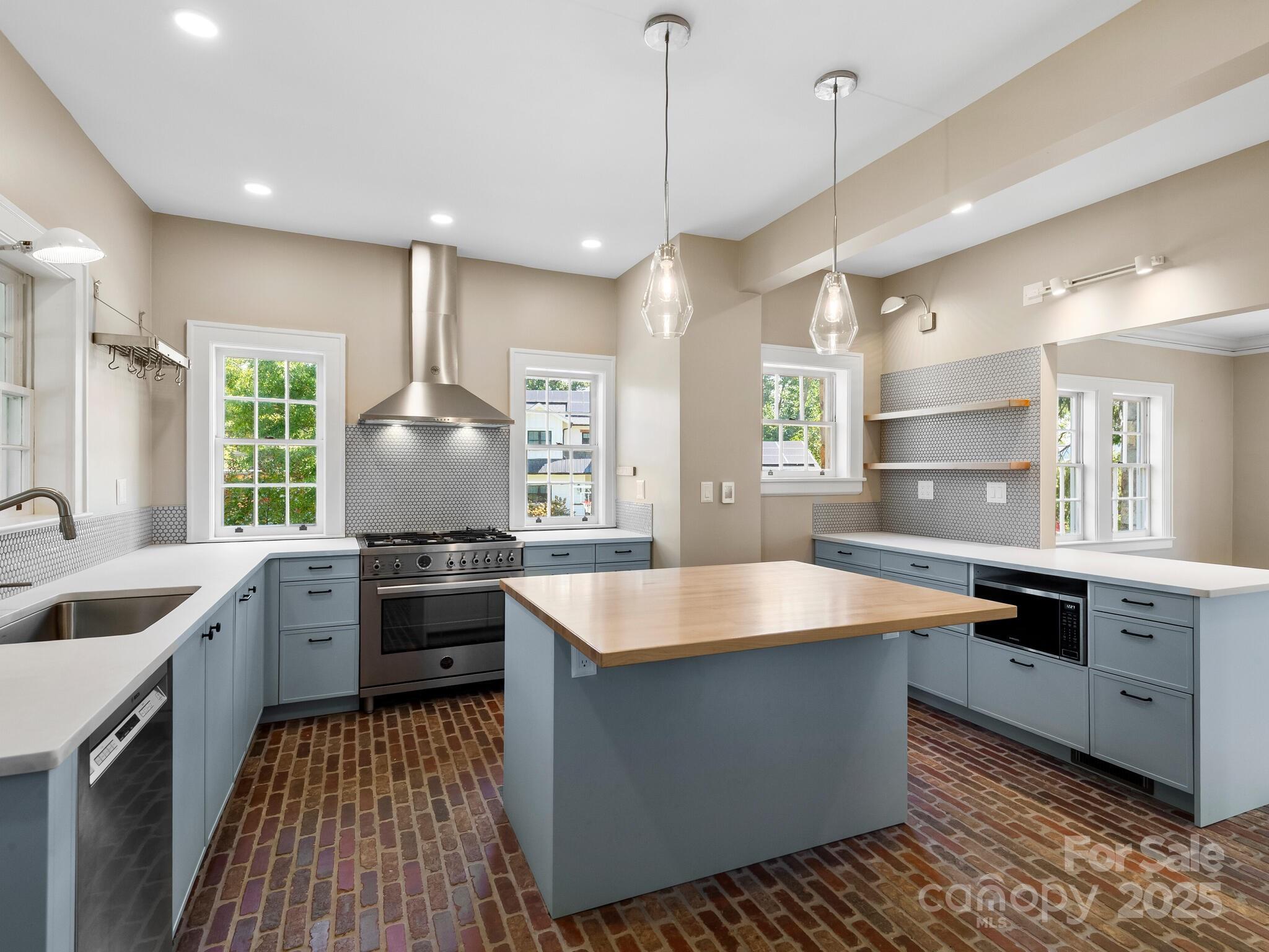 41 Malvern Walk Asheville NC 28806