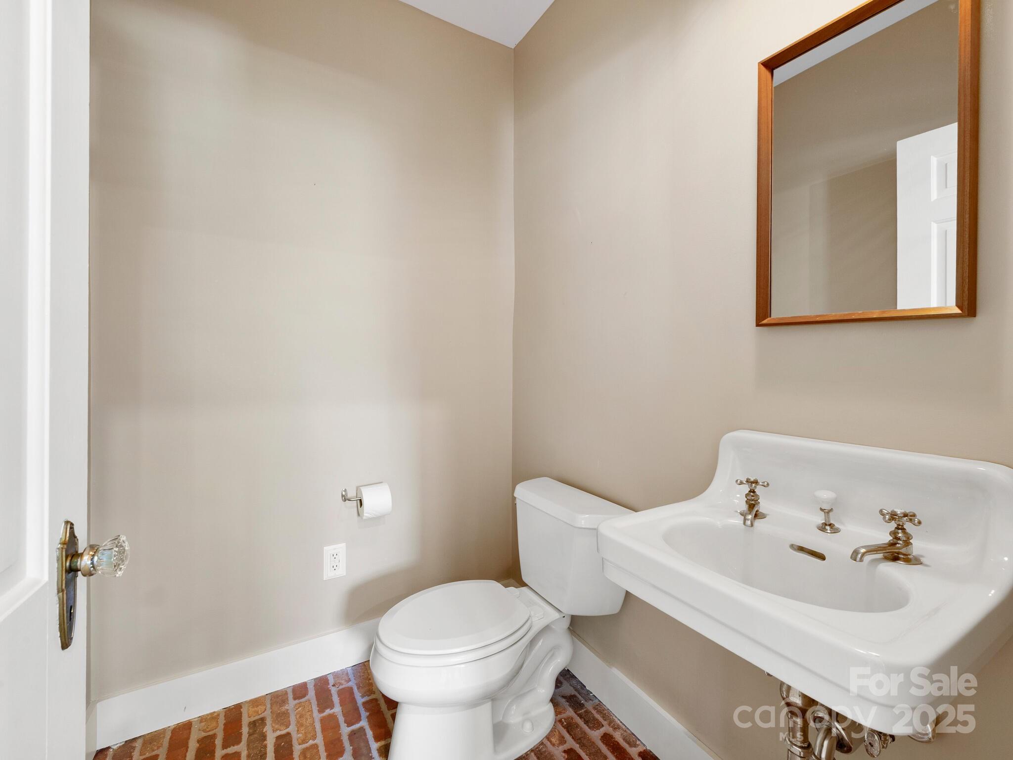 41 Malvern Walk Asheville NC 28806