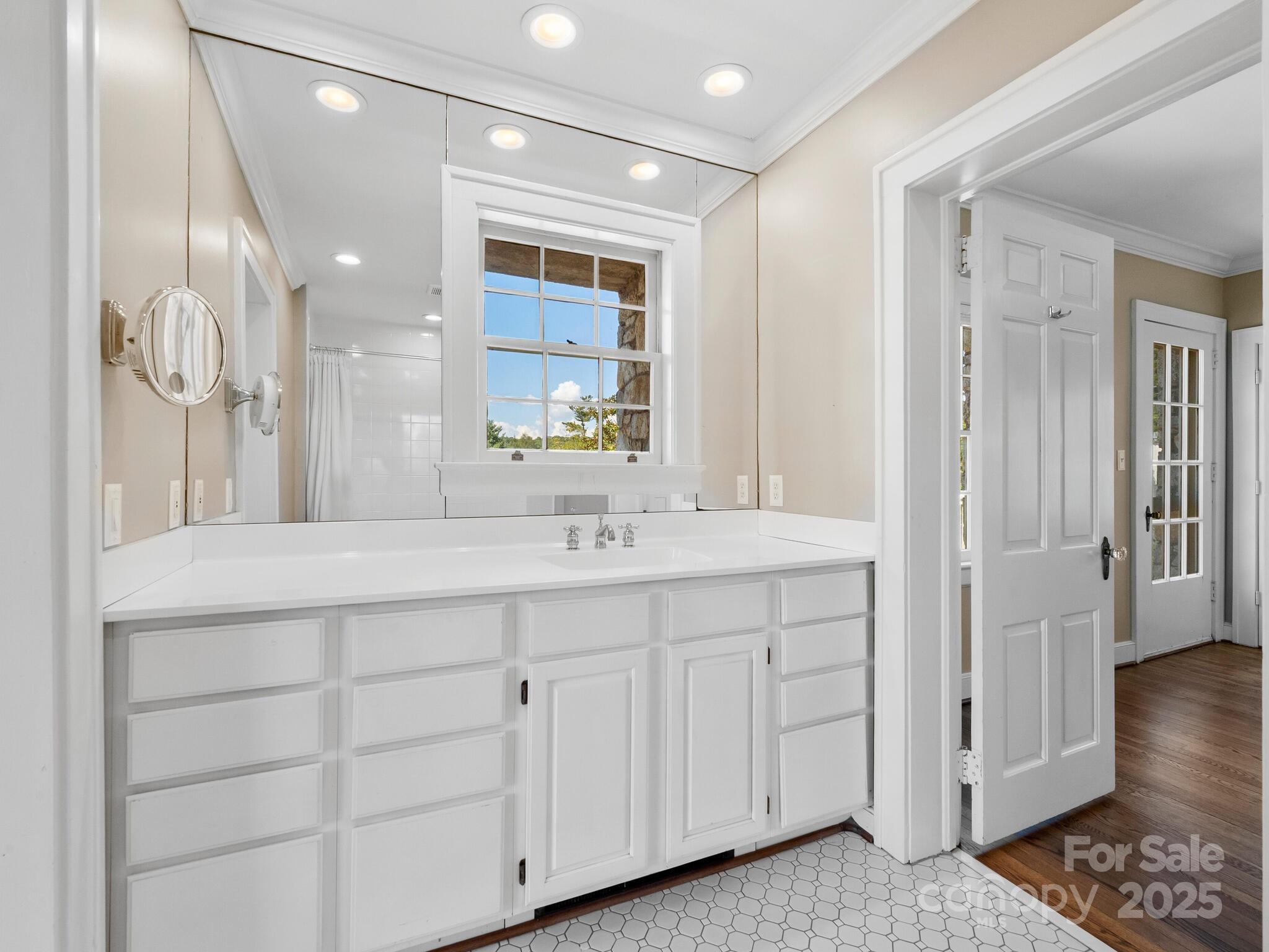 41 Malvern Walk Asheville NC 28806