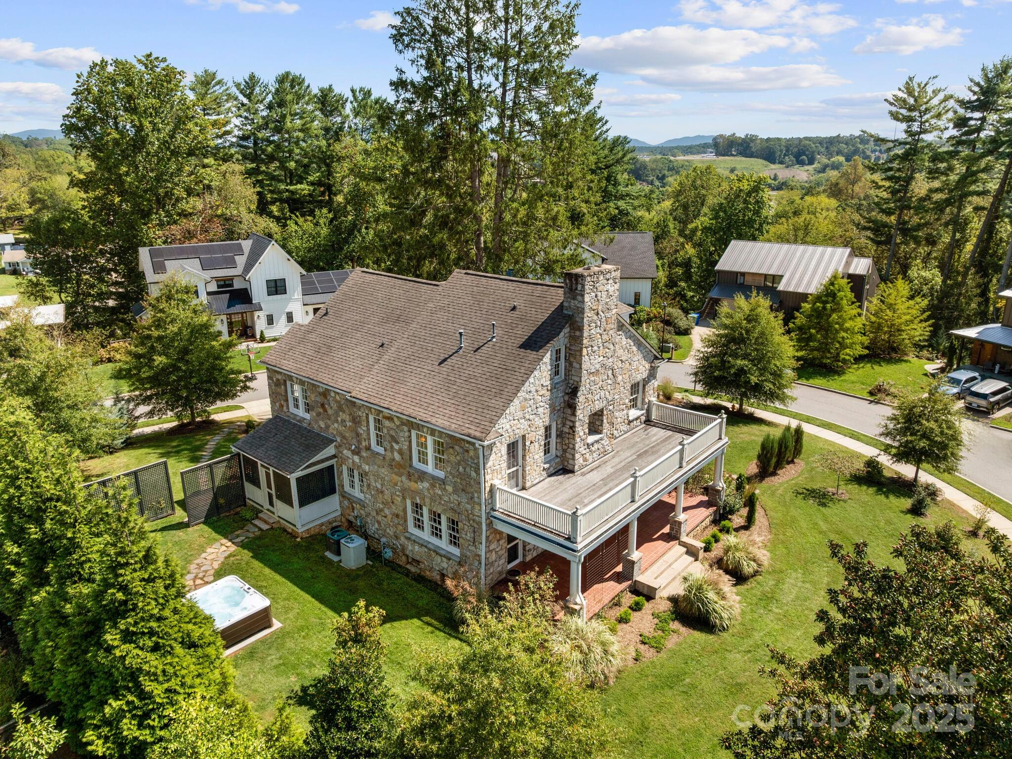 41 Malvern Walk Asheville NC 28806