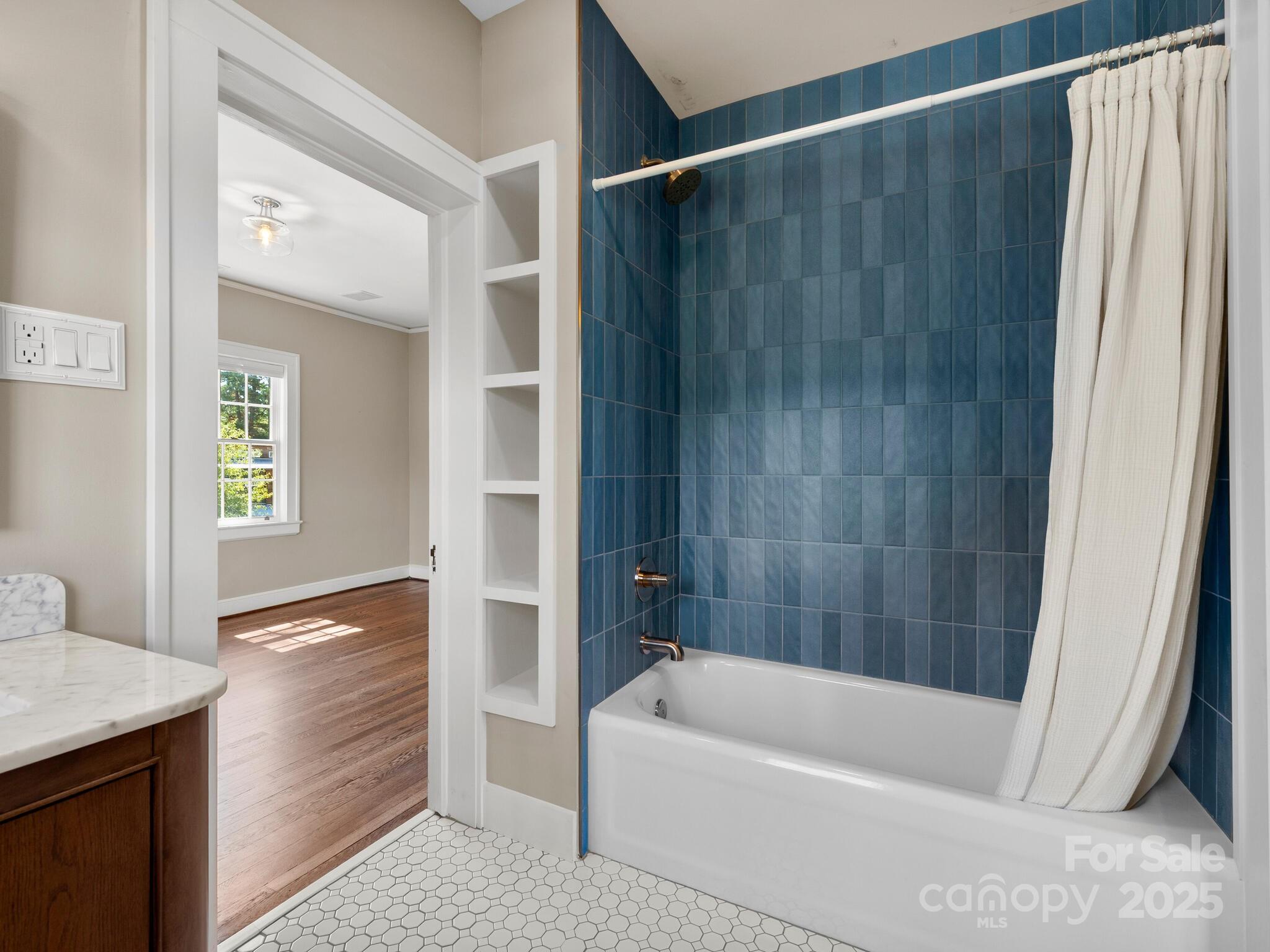 41 Malvern Walk Asheville NC 28806