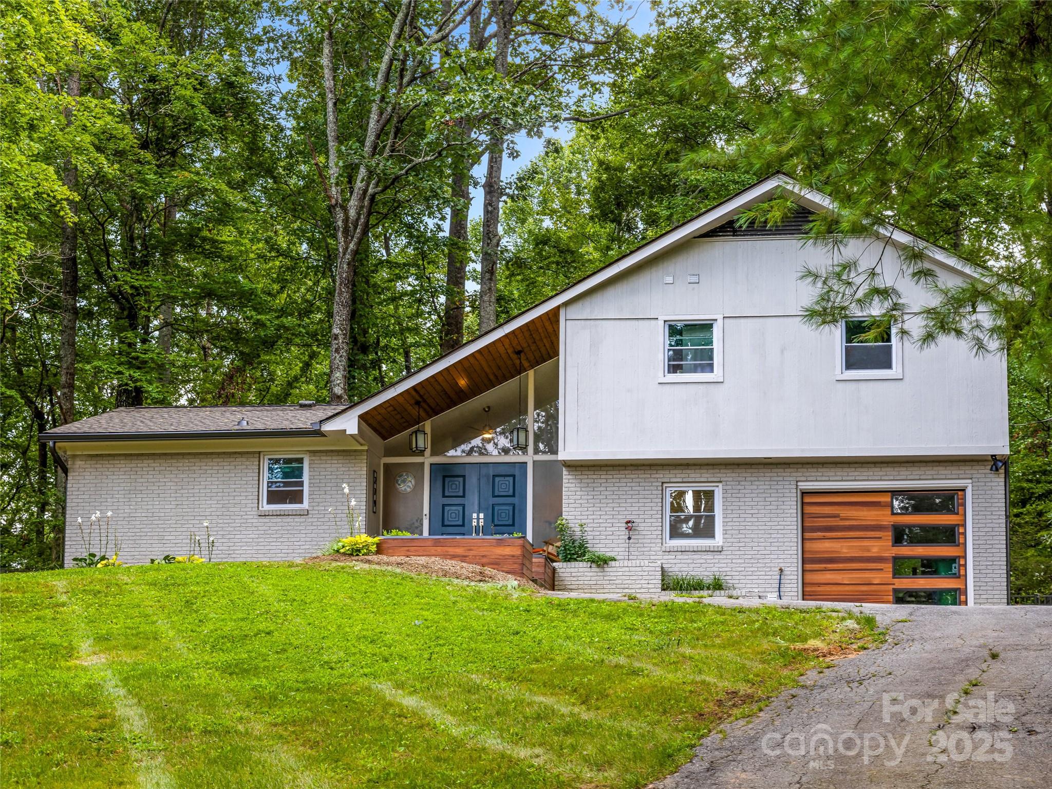 279 Ball Gap Road Arden NC 28704