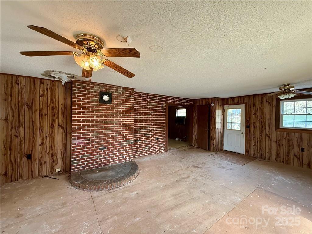365 Ollis Road Spruce Pine NC 28777